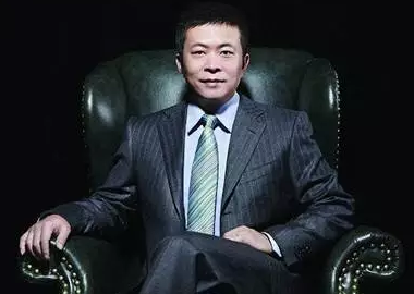 新浪微博市值逆襲Twitter，重新認識曹國偉