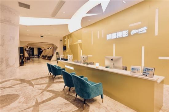 鮮檬“0元旅拍”出圈，婚紗攝影洗牌“加速” 