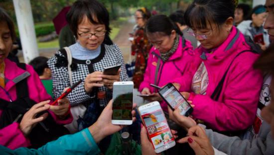 兩度轉向，做社區團購，生鮮電商留給美團的時間并不多 