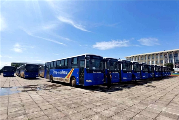 中國制造加速“出海”！120輛安凱客車出口剛果金